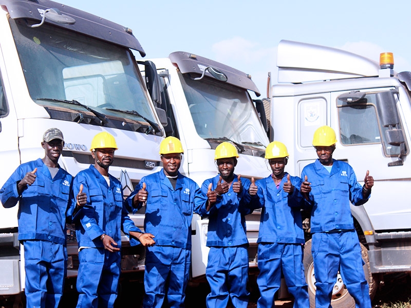 CRSG SENEGAL L'AUTOMOBILE SUARL服務(wù)團隊